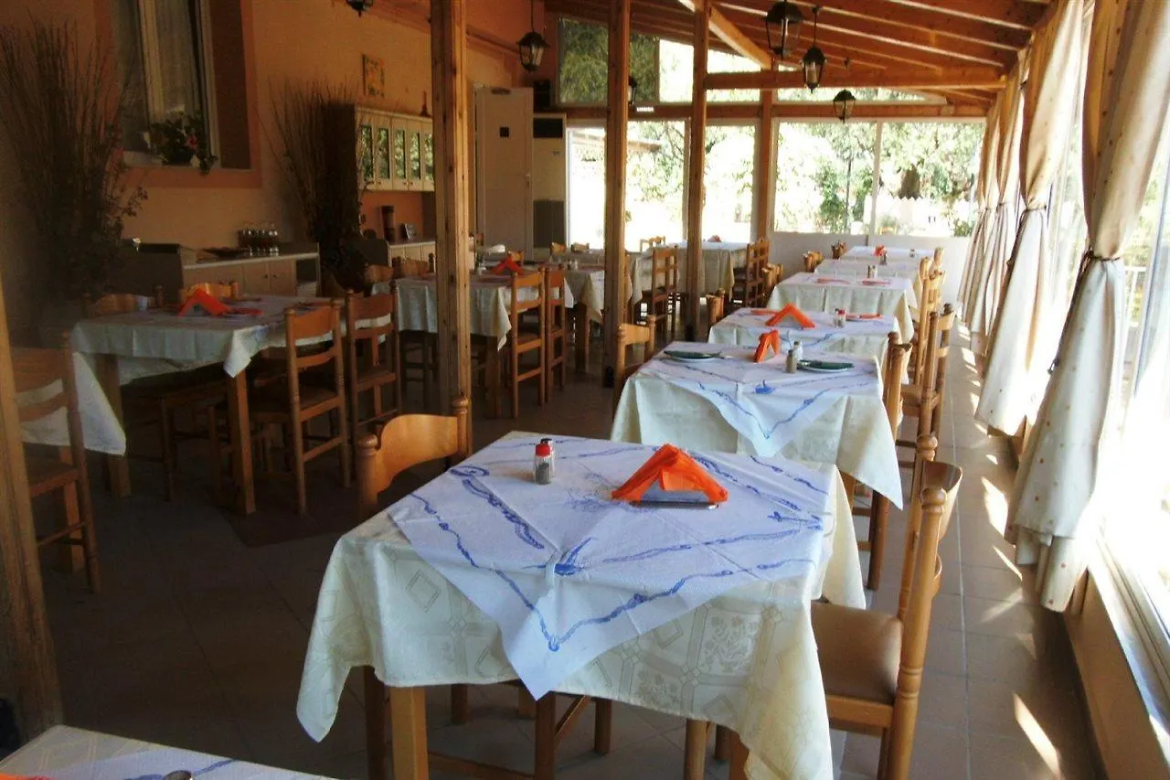 Liocharis Apartments Lourdata  Greece