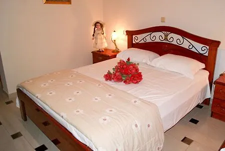 Liocharis Apartments Lourdata  3*, Lourdata (Kefalonia)