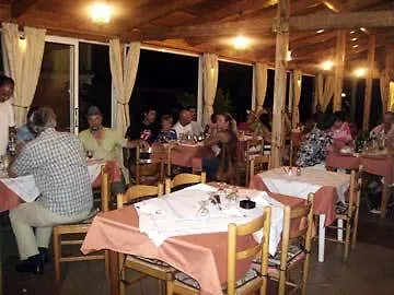 Hotel Liocharis Apartments Lourdata