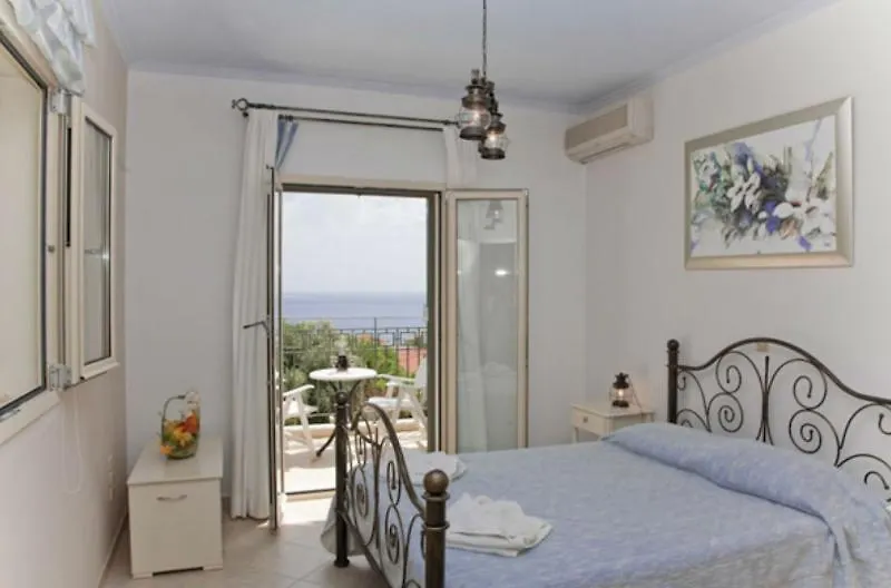 Liocharis Apartments Lourdata  Lourdata (Kefalonia)